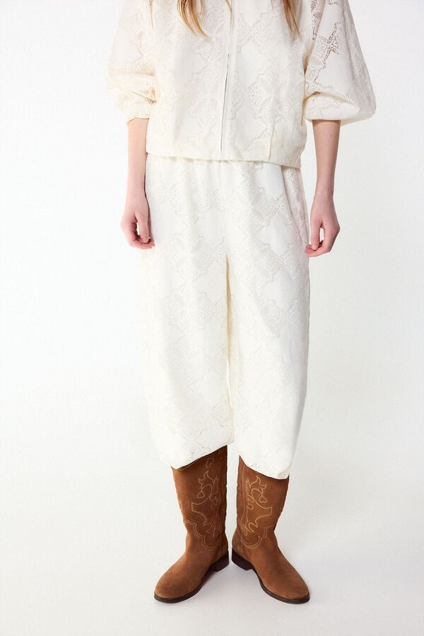 Conjunto de pantal&oacute;n e bomber