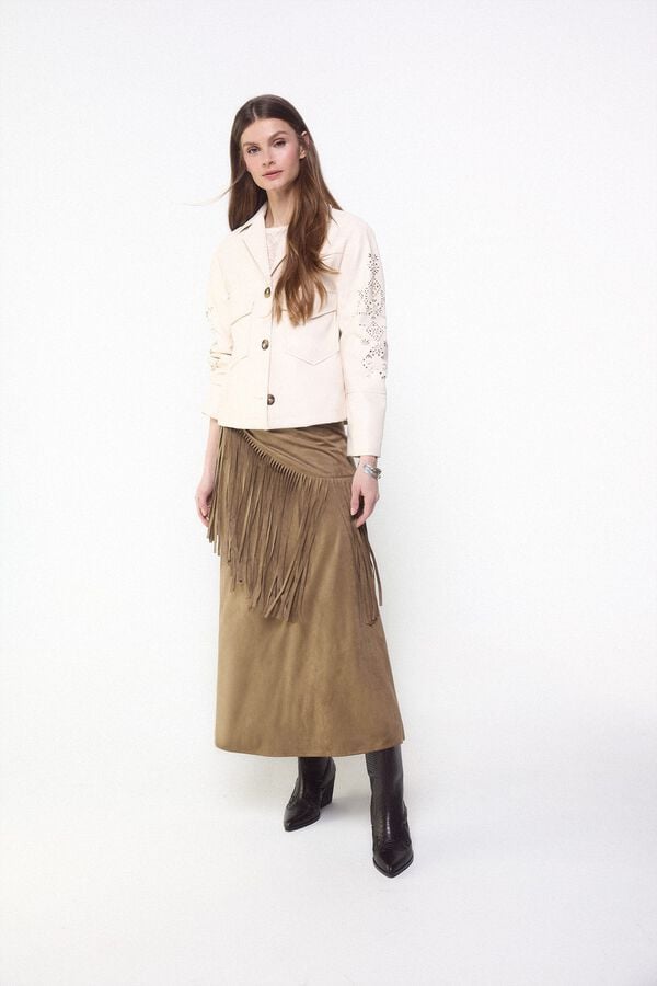 Conjunto de falda, cazadora, bota e top