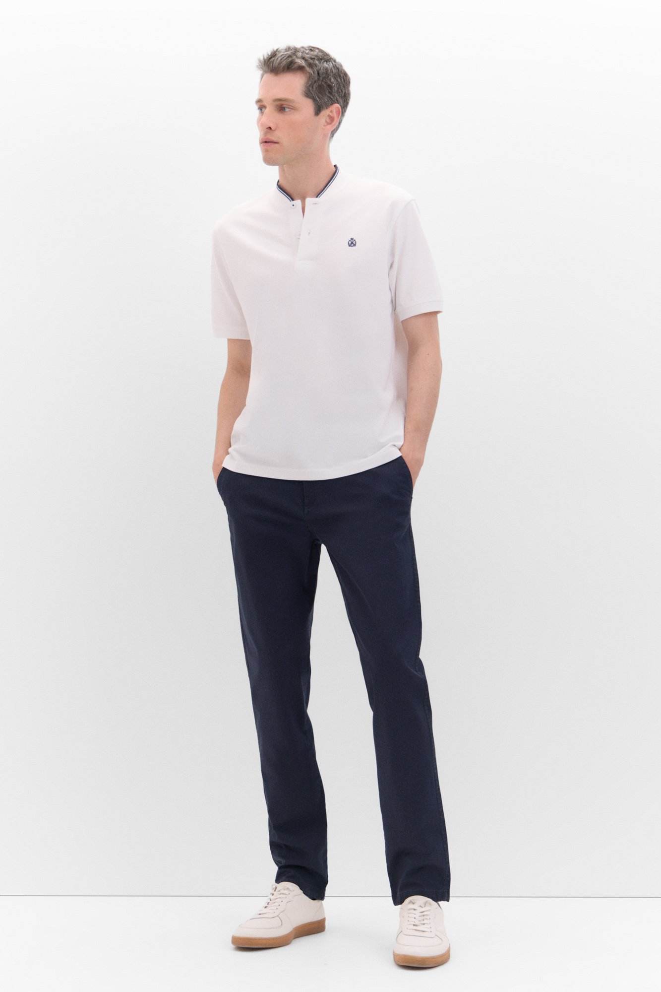 Pantalón chino slim fit