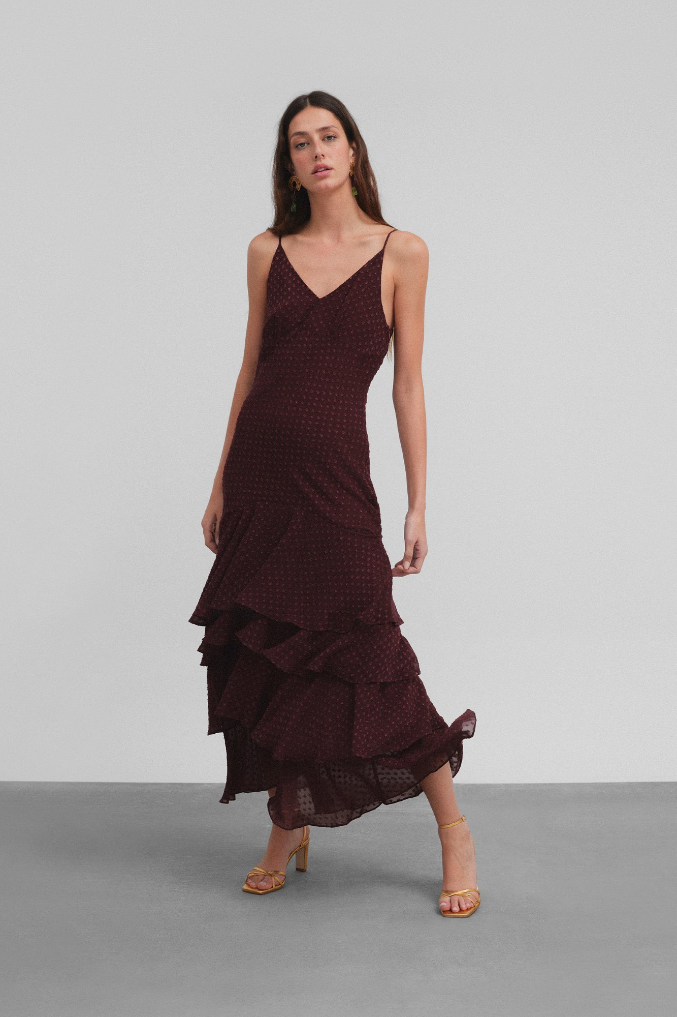 Vestidos de chiffon con volantes en las mangas y tirantes finos Salvia polvorienta Tallas Grandes