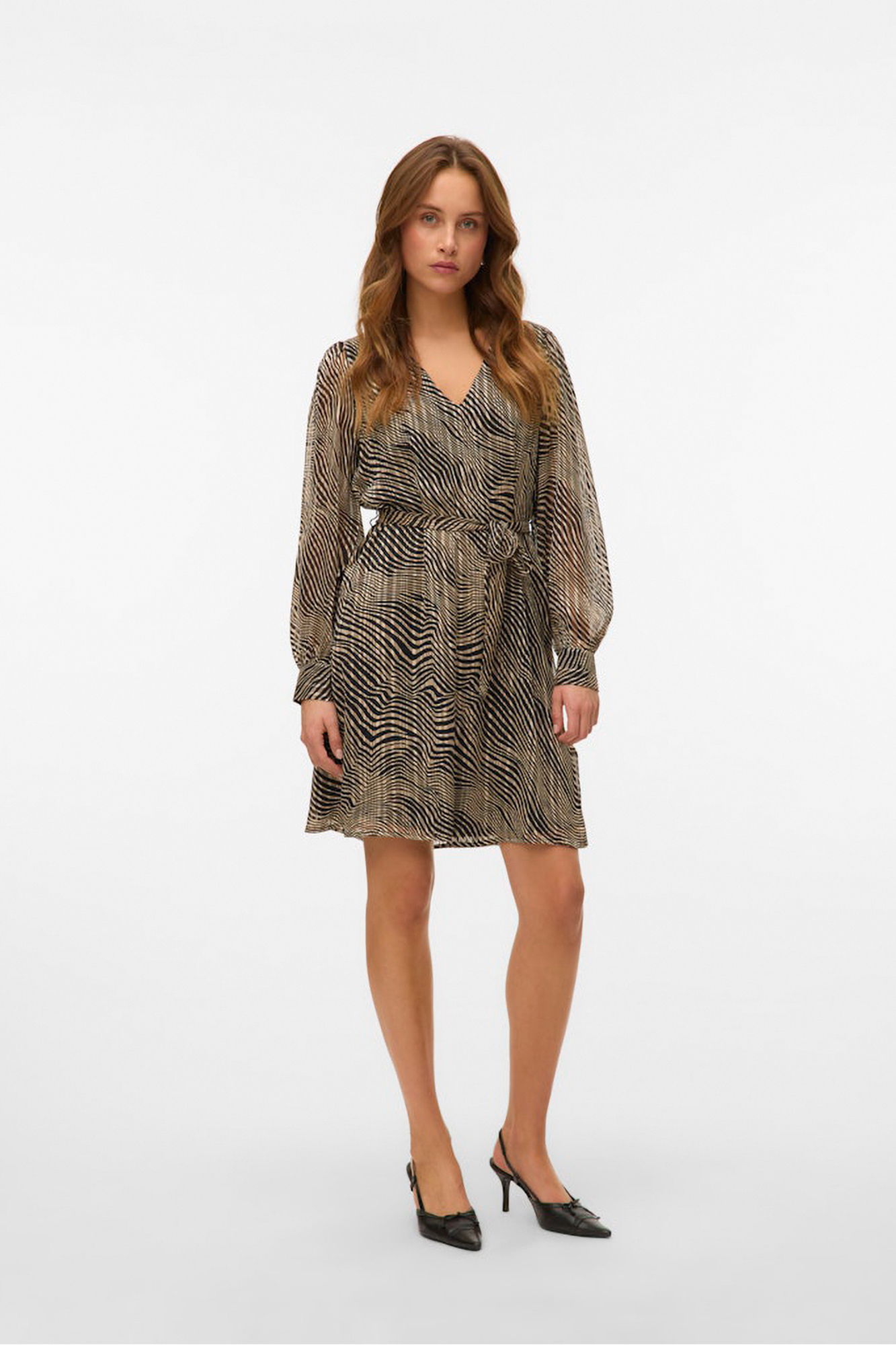 Vestido Curto Mangas Folho