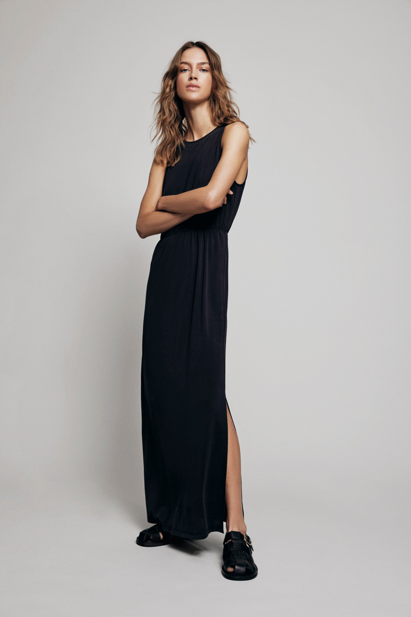 Vestido maxi de chiffon con cuello halter y falda circular Azul Marino