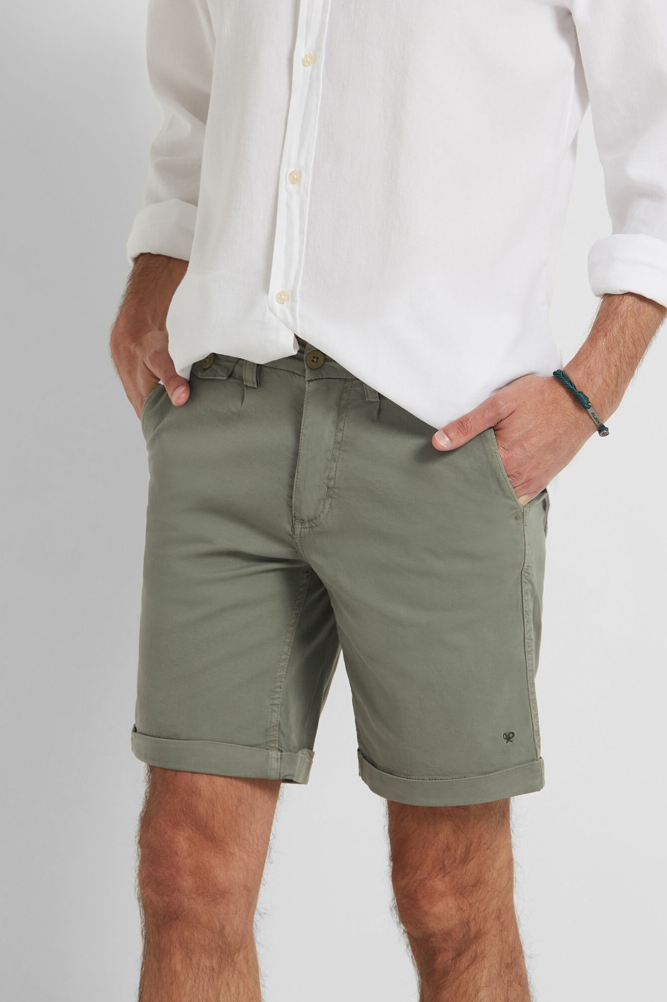 Bermuda clasica khaki Pantalones cortos de hombre Cortefiel