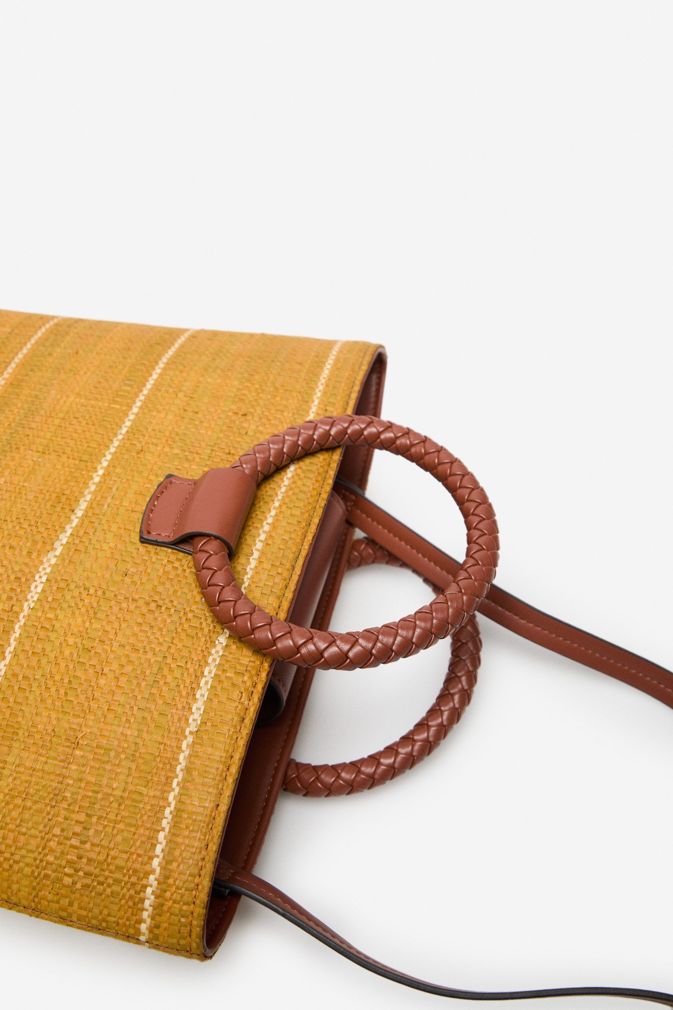 Raffia handbag Women's bags Cortefiel