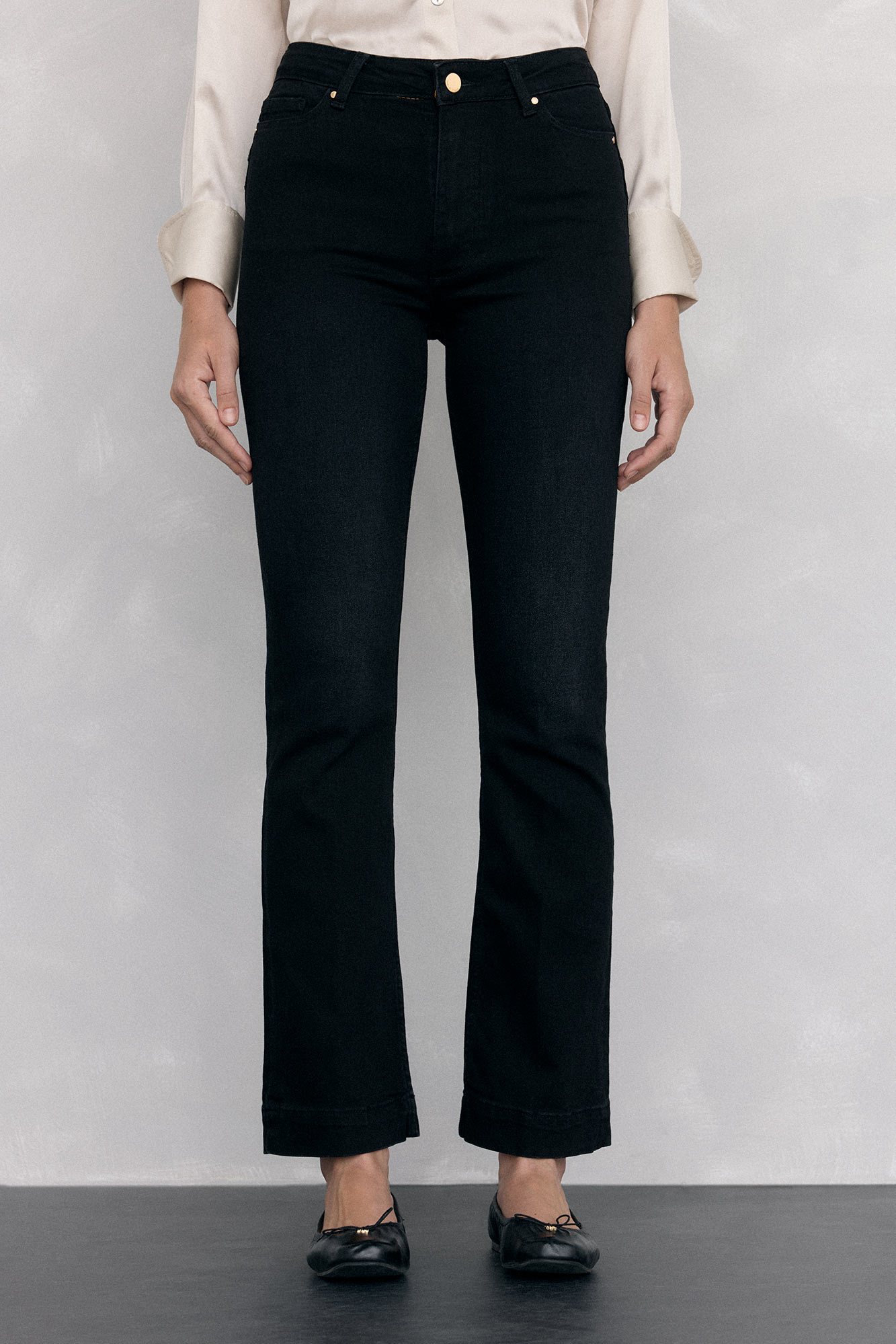 Jeans push up flare Pantalones vaqueros y jeans de mujer Cortefiel