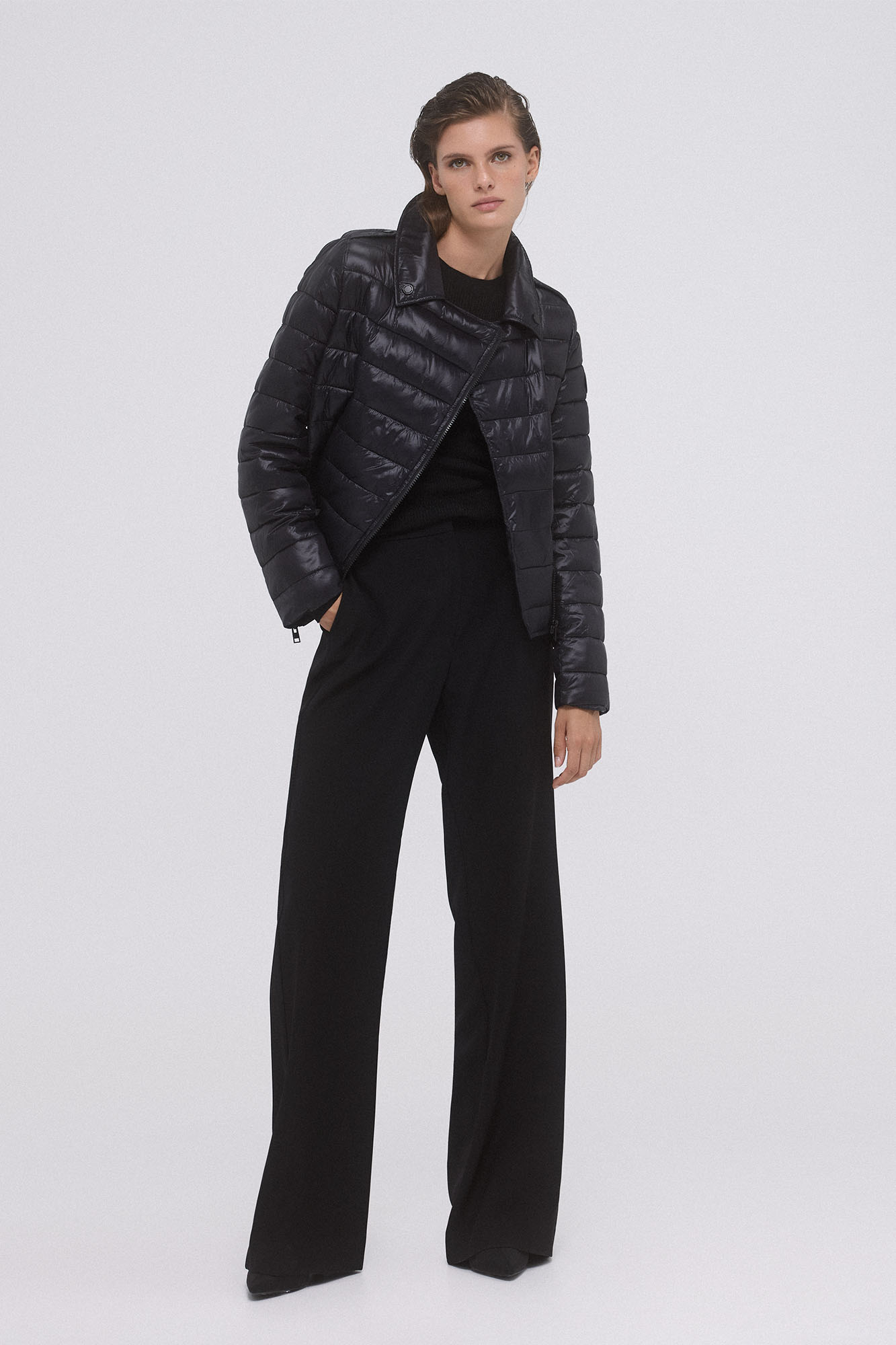 Cazadora acolchada tipo perfecto Chaquetas de mujer Cortefiel