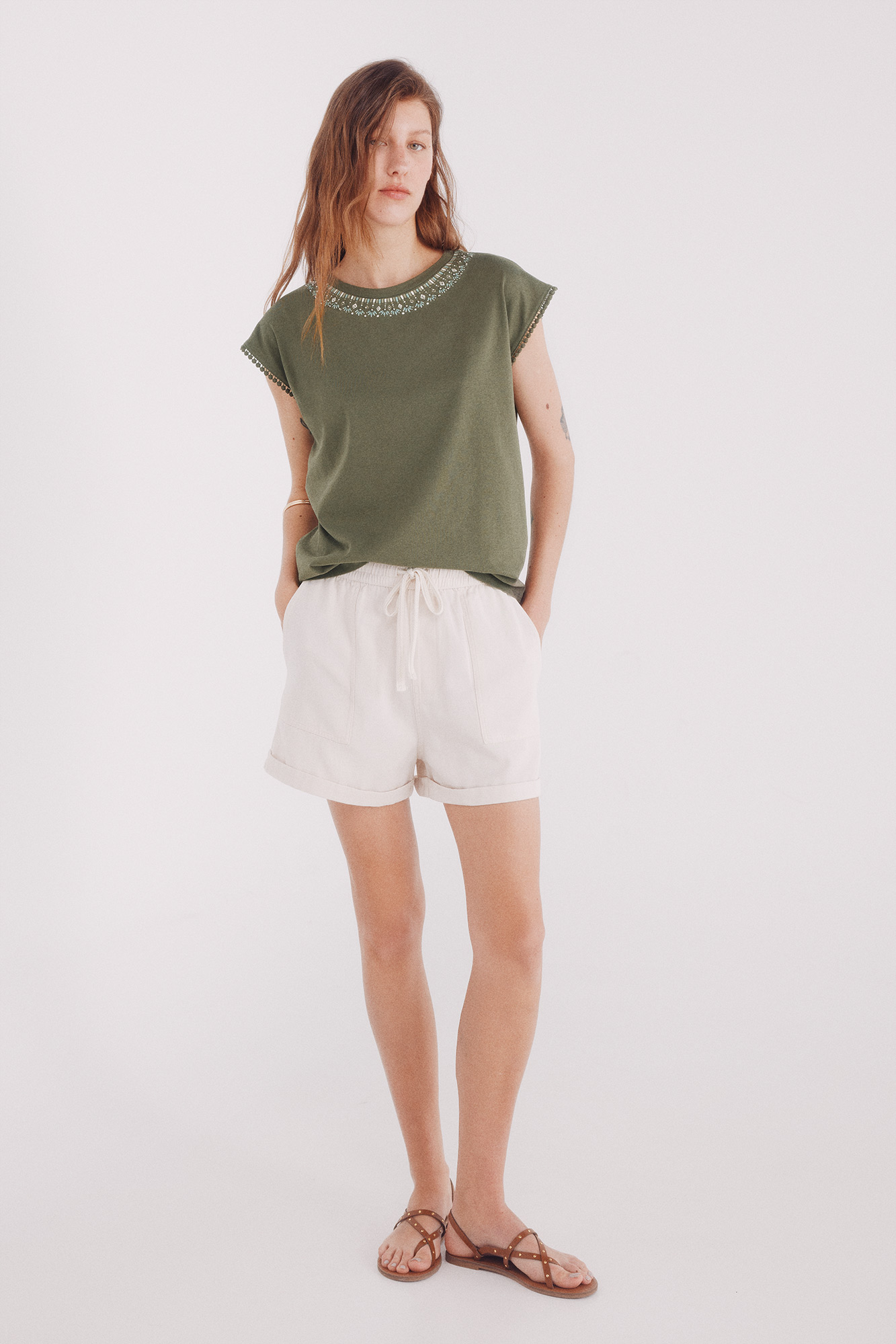 Shorts bolsillos Lyocell Mid Season Sale Cortefiel